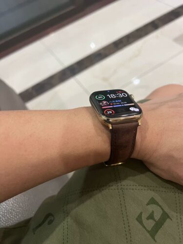 Distressed Calfskin Apple Watch Band photo review