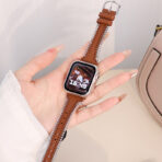 Unique Fashion Chain Design Full-Grain Leather Apple Watch Band