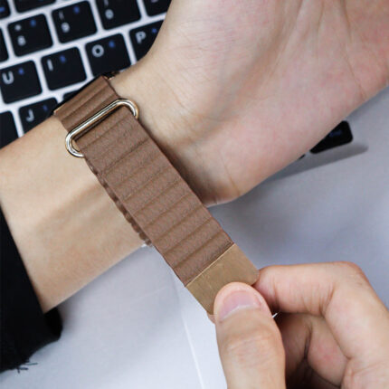 Full-Grain Calf Leather Magnetic Apple Watch Band